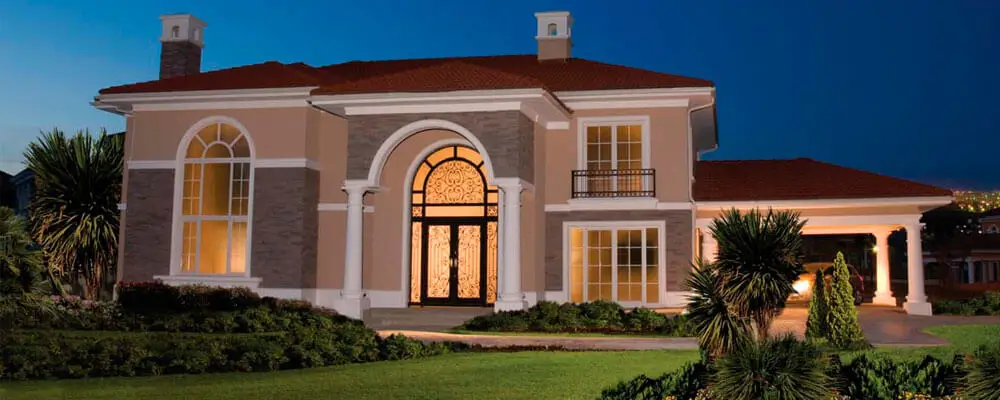 Front of home with columns